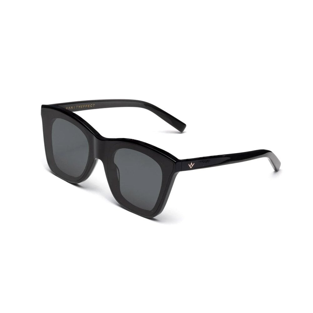 VANITY EFFECT LUBNA GIRL 01