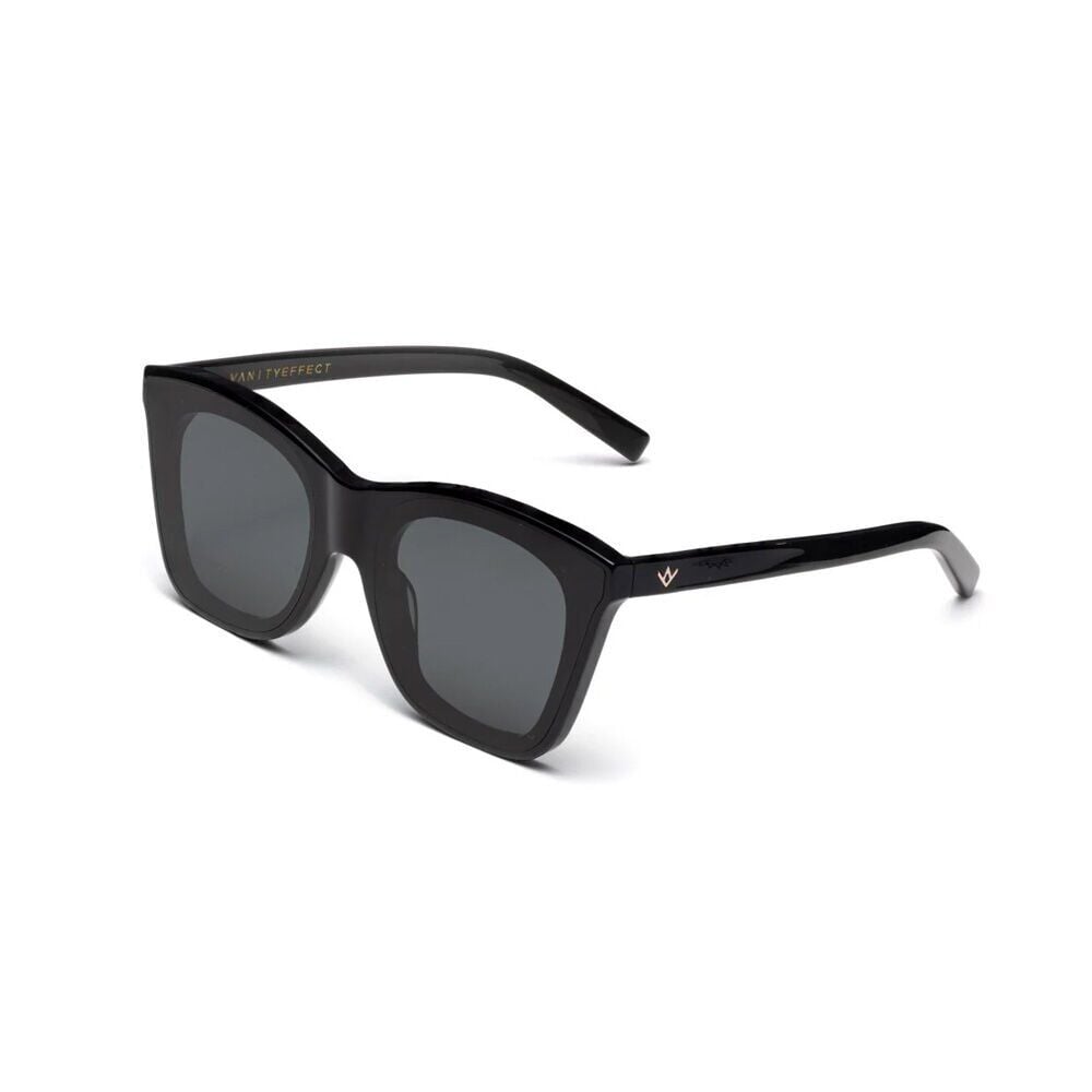 VANITY EFFECT LUBNA GIRL 01